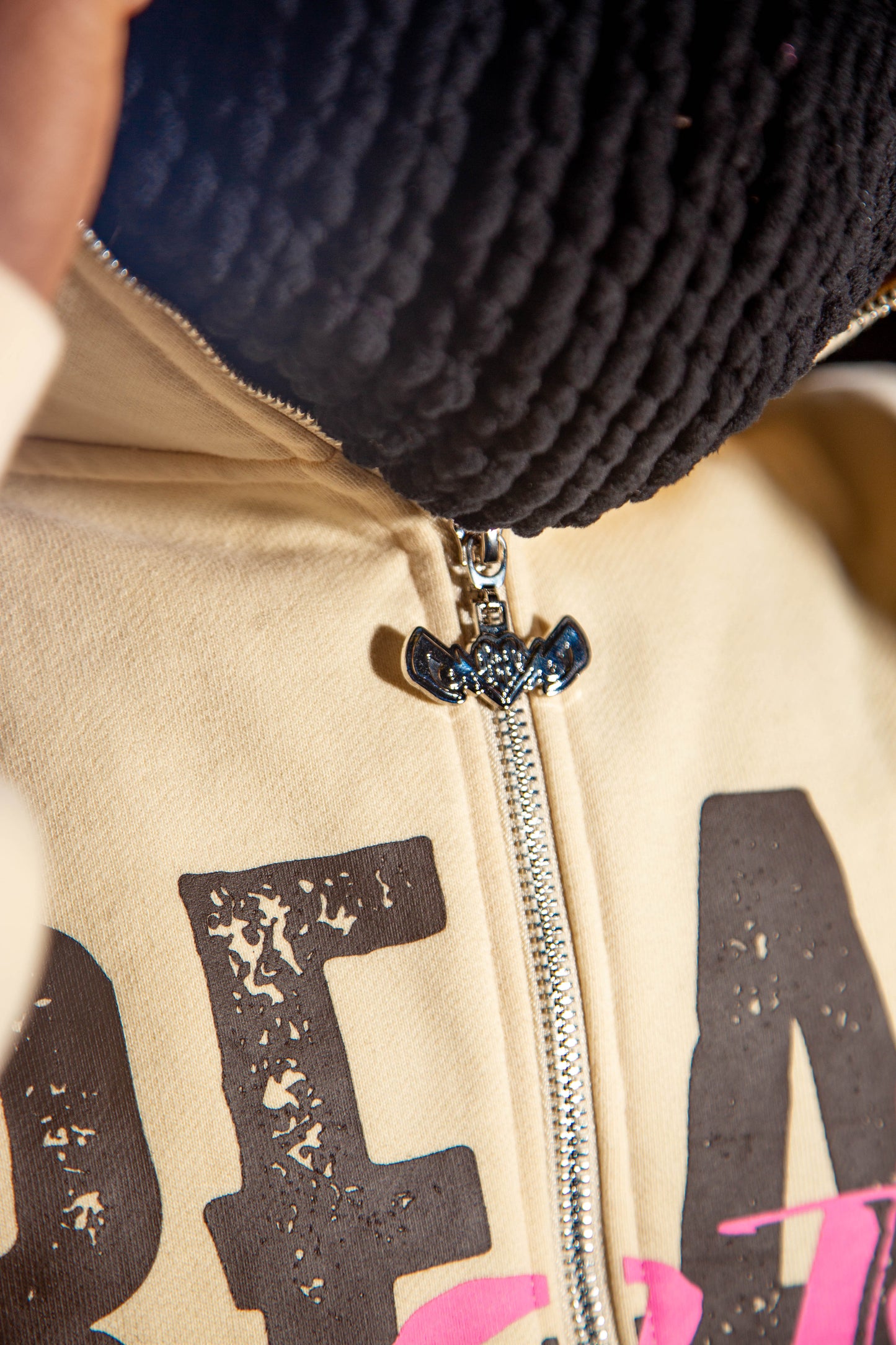 'C.R.E.A.M' Full-Zip Hoodie